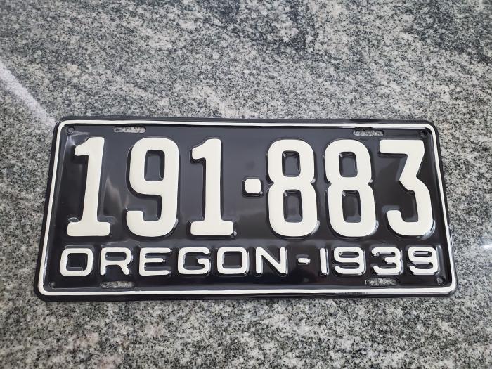 1939 Oregon License Plate Vintage