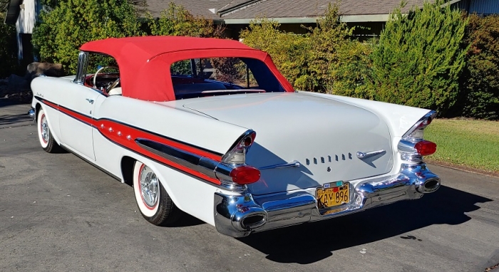 1957 Pontiac Star Chief Convertible