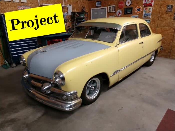 1951 Ford Custom 2 Door Sedan