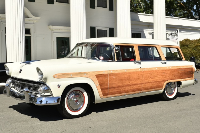 1955 Ford Wagon